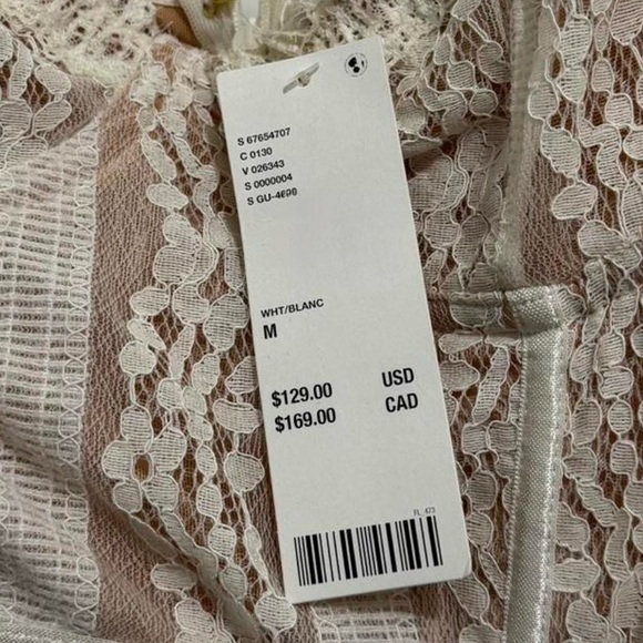 Elegant Off White Lace Dress - Picture 8 of 8